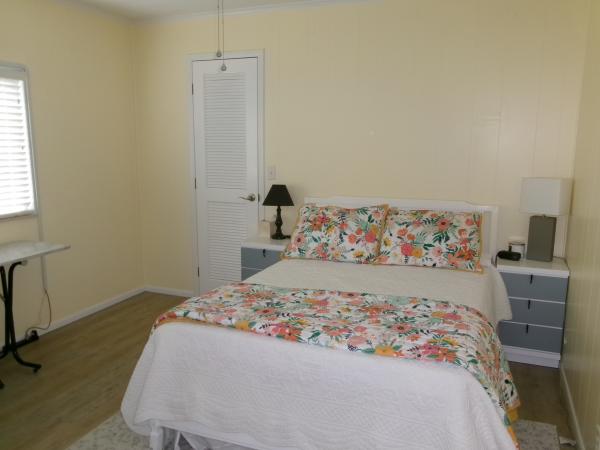 1984 TROP HS Mobile Home