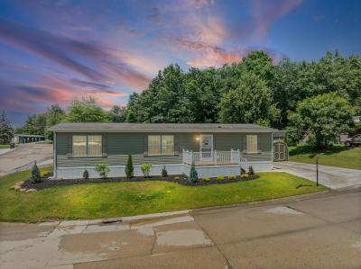 Mobile Home at 2301 Kingsbury Drive  #54 Canton, OH 44706