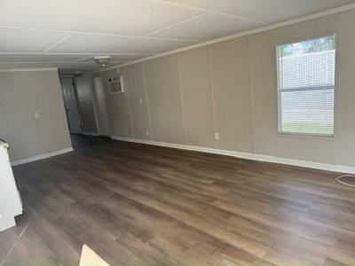 Photo 2 of 5 of home located at 10166 103rd Street, Lot #70 Jacksonville, FL 32210