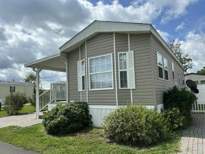 Photo 2 of 19 of home located at 6941 Macdonald Court, Lot 14 Zephyrhills, FL 33541