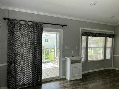 Photo 5 of 19 of home located at 6941 Macdonald Court, Lot 14 Zephyrhills, FL 33541
