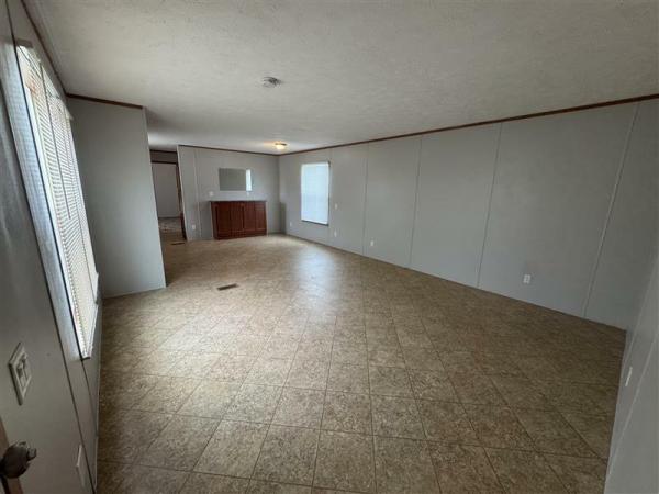 2017 LH188022MRA  Home