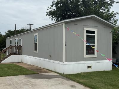 Mobile Home at 10 Chestnut Circle Wichita Falls, TX 76301