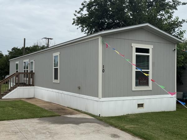 2022  Mobile Home For Sale