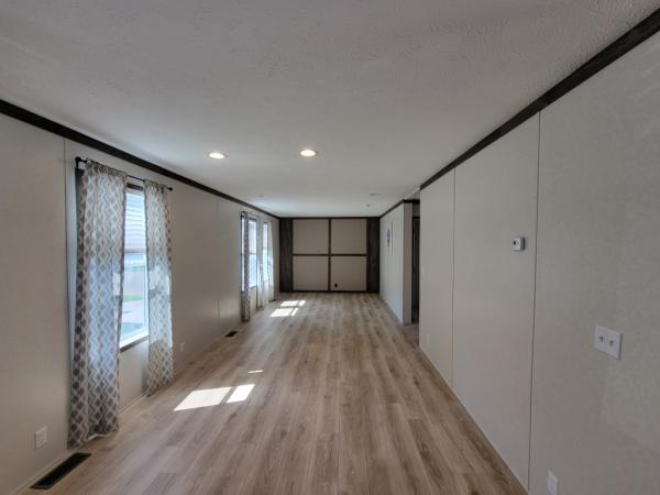 2023 Clayton Pulse 5624-744RE  Home