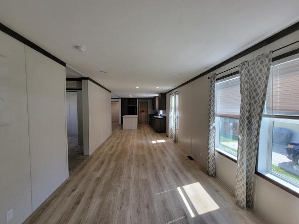 2023 Clayton Pulse 5624-744RE  Home