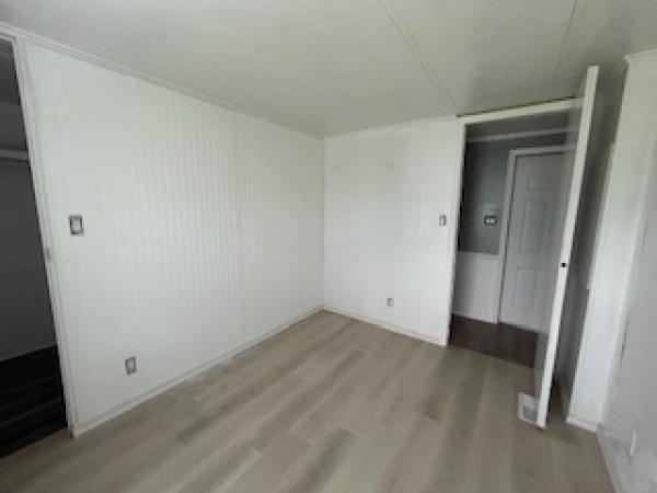 1984 SCHU  Home
