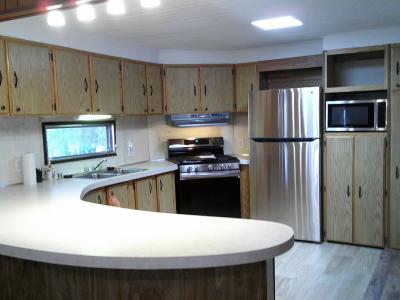 Photo 5 of 13 of home located at 7112 Pan American Fwy NE #7 Albuquerque, NM 87109