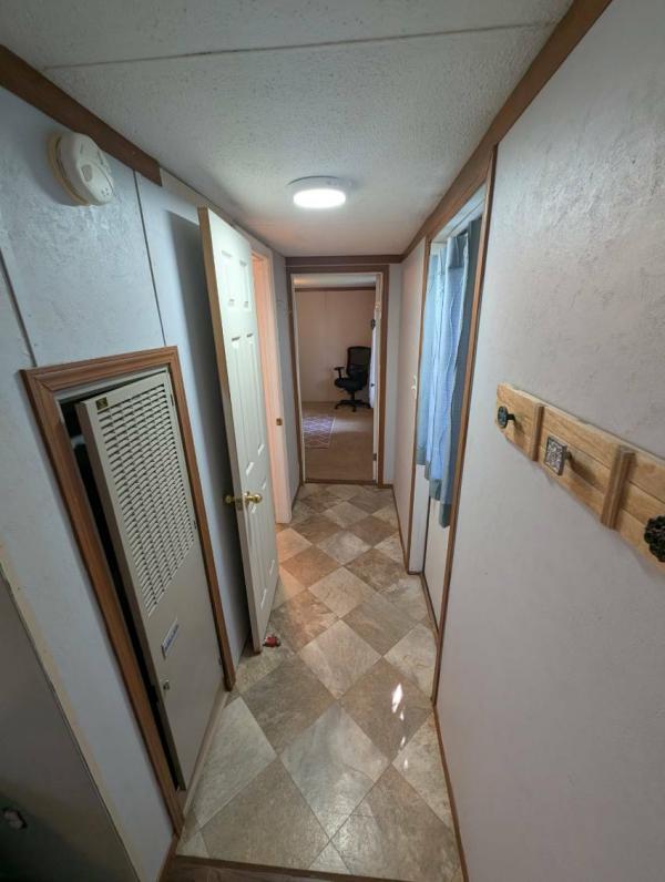 1974 GUAR TL Manufactured Home