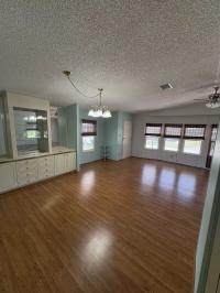 1986 VICT HS Manufactured Home