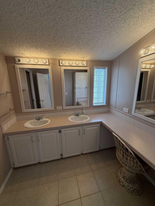 1999 SUNC Mobile Home