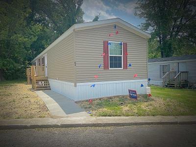 Mobile Home at 212 Anker Lane, #64 Germantown Hills, IL 61548