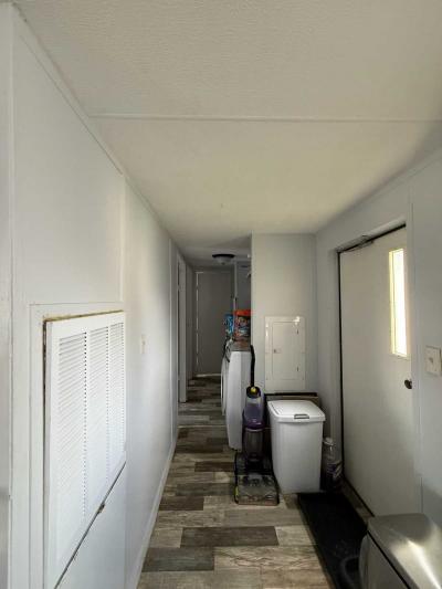 Photo 4 of 22 of home located at 6 Daisy Ln Belton, MO 64012