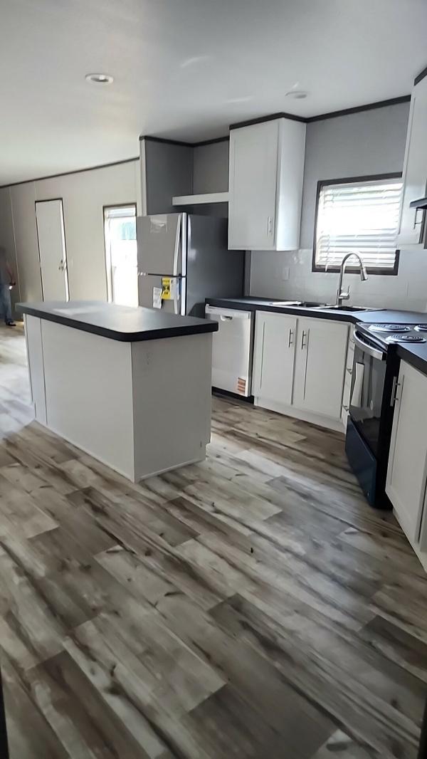 2025 Fleetwood Landmark Mobile Home