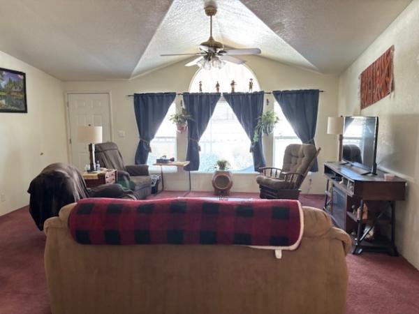 2003 Oakwood Mobile Home
