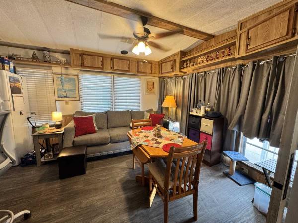 1988 Mobile Home