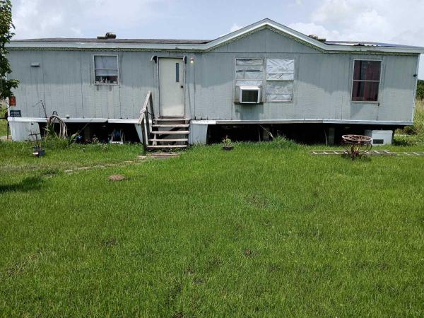 Photo 2 of 2 of home located at 819 I Dubious New Iberia, LA 70508