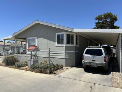 Photo 5 of 33 of home located at 45465 25th Street #29 Lancaster, CA 93535