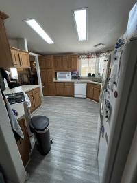 2003 Skyline Oak Manor 9711-CT Manufactured Home