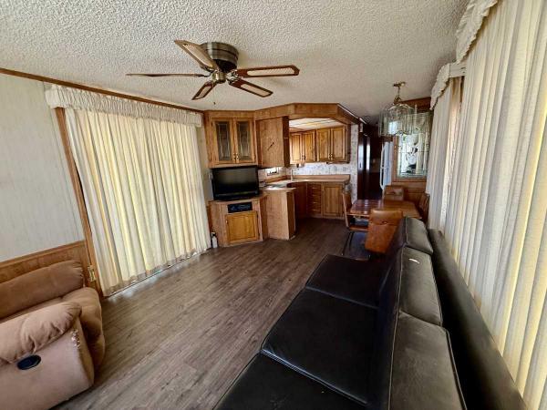 1987 Cavco CAVCO Mobile Home