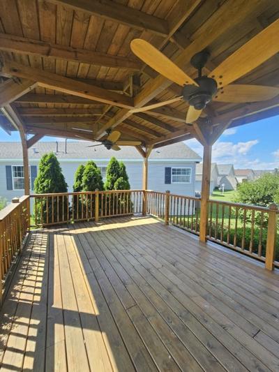 Photo 4 of 24 of home located at 274 Pine Lakes Dr W Lapeer, MI 48446