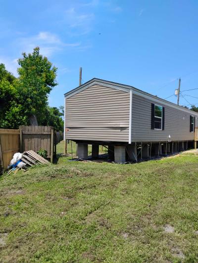 Photo 3 of 8 of home located at 1901 Switzer Road, Lot 23 Gulfport, MS 39507