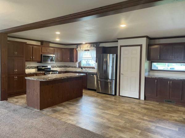 Photo 3 of 2 of home located at 632 Cimarron Lake Elmo, MN 55042