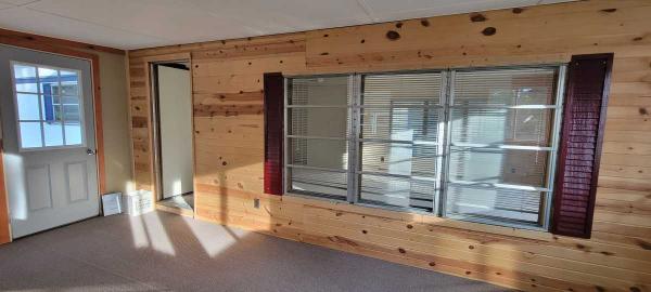 1973 Greenwood GH1567 Mobile Home