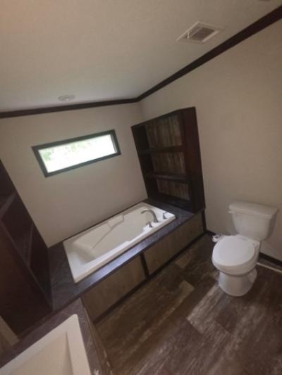 Photo 4 of 6 of home located at 1160 Old Liberty Rd McComb, MS 39648