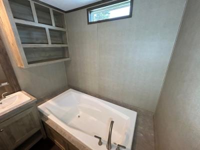 Photo 4 of 8 of home located at 7030 Tri City Beach #16 Baytown, TX 77523
