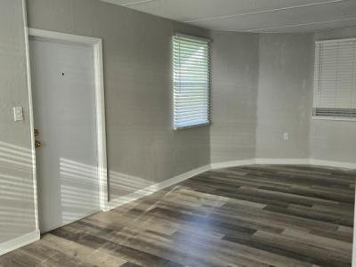 Photo 4 of 5 of home located at 111 48th Ave. West Bradenton, FL 34207