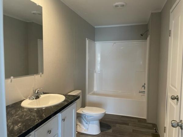 2026 Champion RAPB2860H32174-4BR Mobile Home