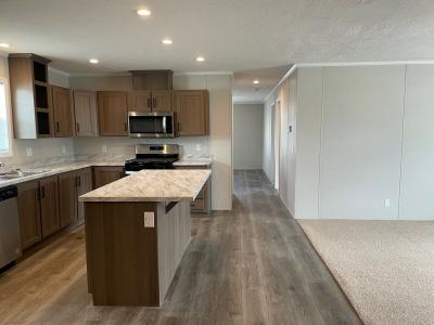 Photo 4 of 5 of home located at 302 Oak Lane Flint, MI 48506