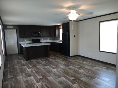 Photo 2 of 7 of home located at 227 Roosevelt Dr Davison, MI 48423