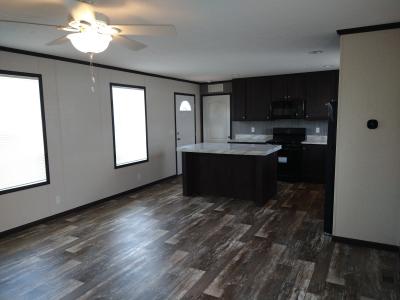 Photo 3 of 7 of home located at 227 Roosevelt Dr Davison, MI 48423
