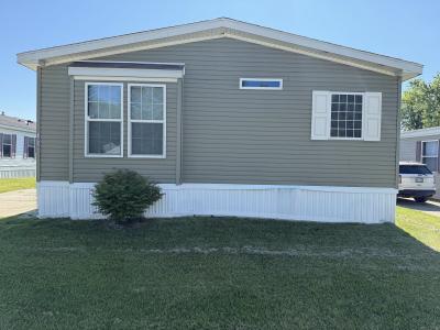 Photo 2 of 11 of home located at 1930 Ridgeview Ypsilanti, MI 48198