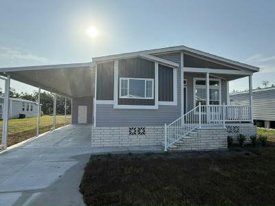 Photo 2 of 18 of home located at 3518 Campari Drive (Site 0140) Ellenton, FL 34222