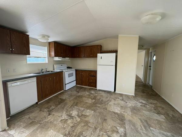 2002 Cappaert Manufactured Housing Inc Mobile Home For Sale