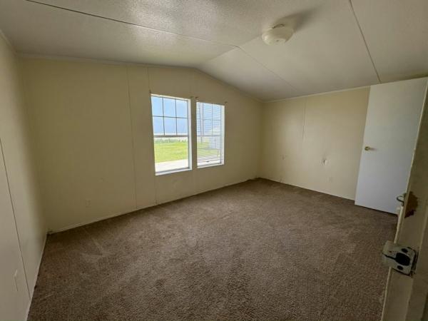 2002 Cappaert Manufactured Housing Inc Big Foot 2761 Manufactured Home