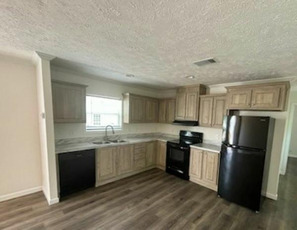 Photo 1 of 2 of home located at 5400 Collins Road, #113 Jacksonville, FL 32244