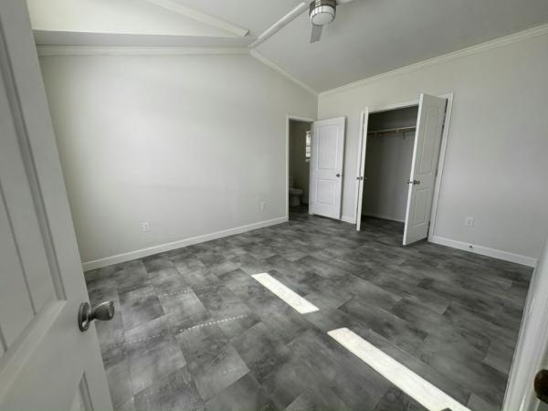 2023 Oak Creek Homes Eagle +4 Manufactured Home