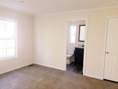 Photo 5 of 10 of home located at 10450 6 Mile Rd 187 Battle Creek, MI 49014
