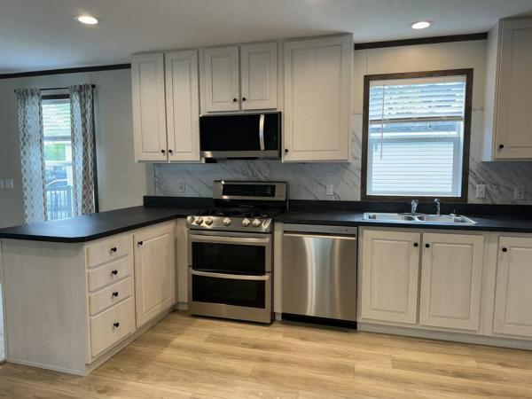 2023 Clayton - Wakarusa Pulse 6616-711 Mobile Home