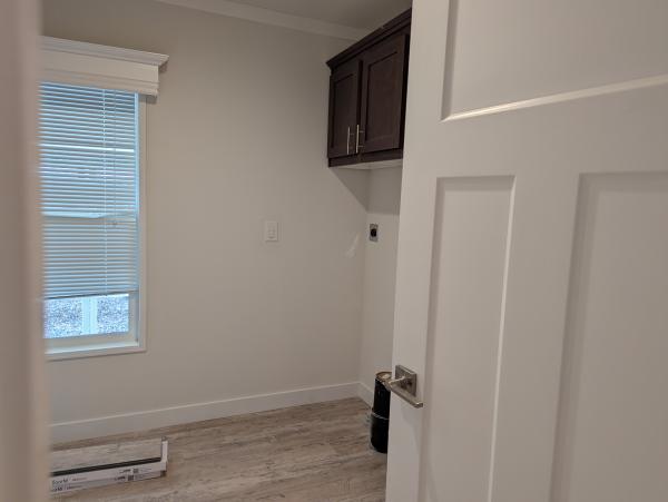 2025 Skyline P1J931 Mobile Home