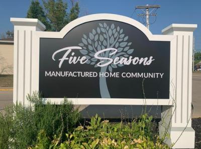 Mobile Home at 41 Summer Circle NE Cedar Rapids, IA 52402