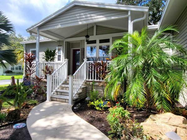 Photo 1 of 2 of home located at 5899 Camelot Dr S Sarasota, FL 34233