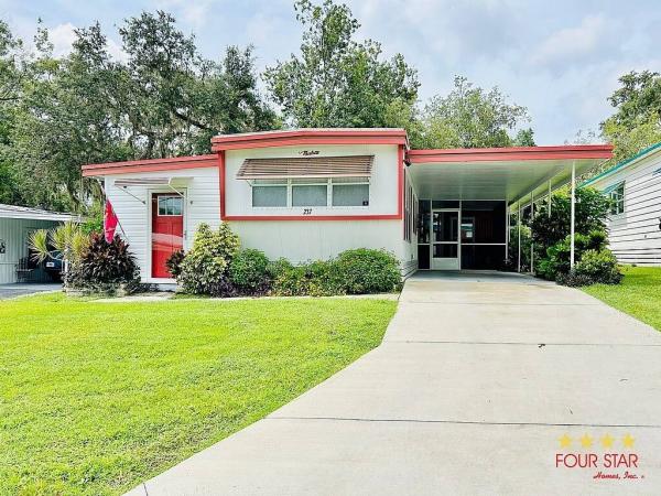 Photo 1 of 2 of home located at 237 Prince Dr Leesburg, FL 34748