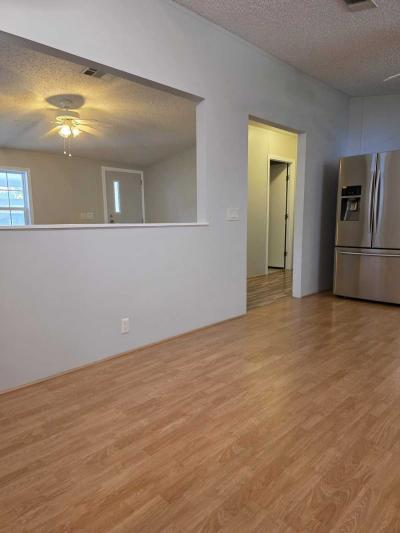 Photo 6 of 18 of home located at 3710 Old Tampa Hwy Lakeland, FL 33811