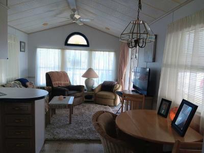 Photo 5 of 8 of home located at 14500 Tamiami Trl E. #328 Naples, FL 34114