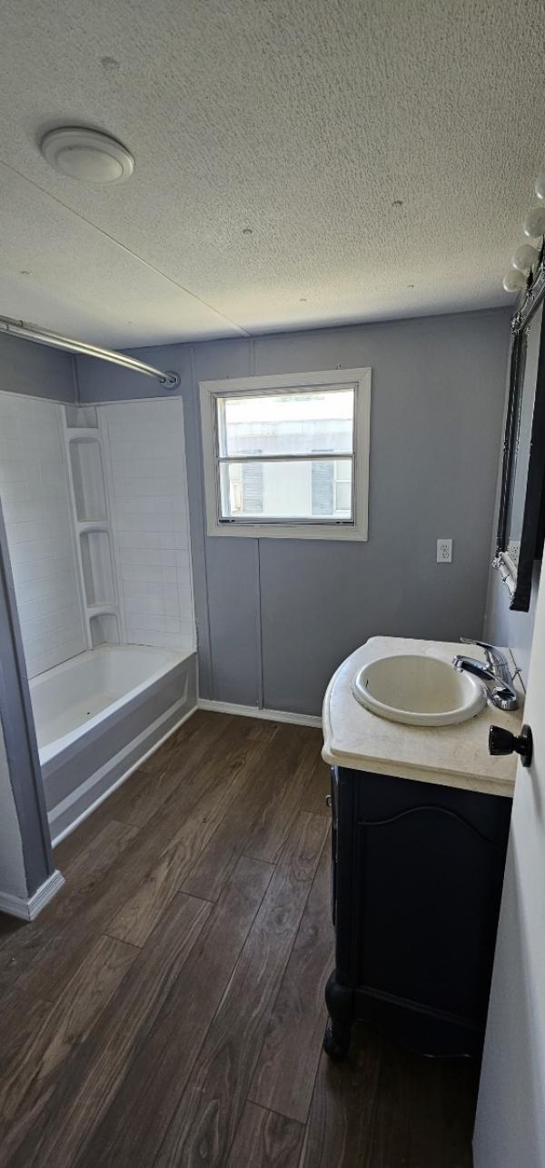 1985 Mobile Home